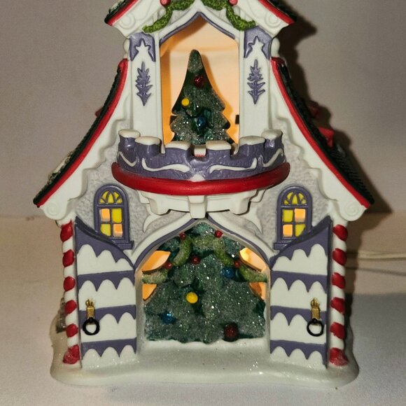 Department 56 North Pole Series Rudolphs Silver & Gold Tree Toppers Lit House - Picture 5 of 10